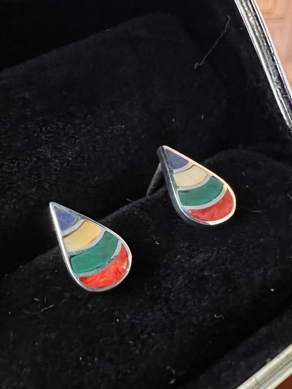 Raindrop Silver Earrings made in Ecuador